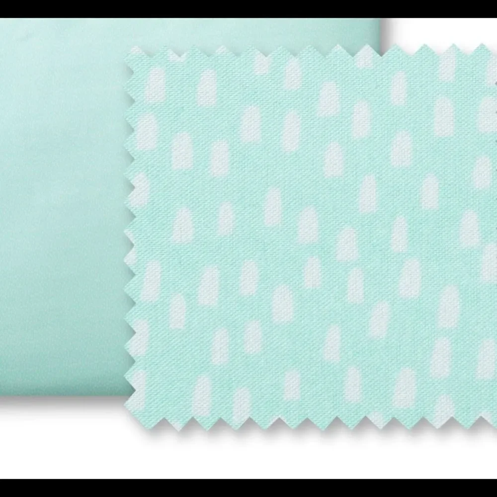 ‎Pillowfort Mini dots microfiber full size sheets